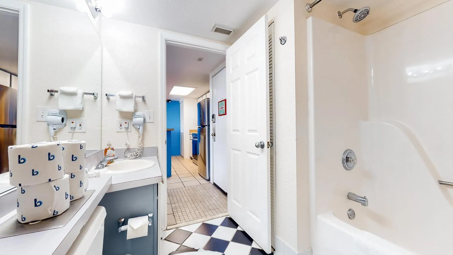 Sunrise Suites Big Kahuna Suite #202 Key West Apartment