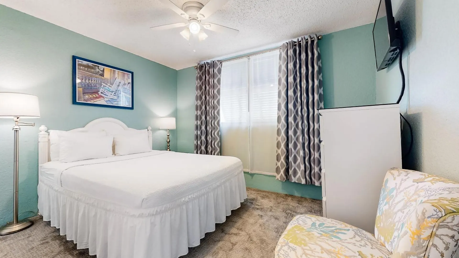Apartment Sunrise Suites Big Kahuna Suite #202 Key West United States