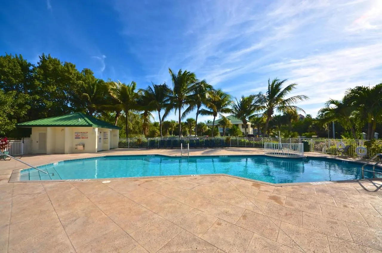 Sunrise Suites Big Kahuna Suite #202 location
